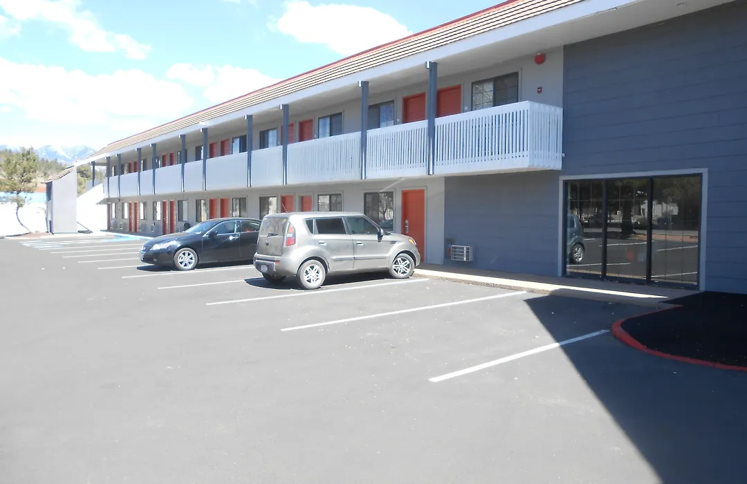 Econo Lodge Flagstaff East I-40-1
